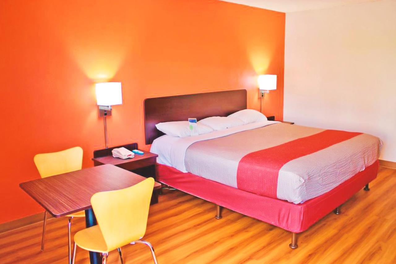 Key Inn Macedonia Zewnętrze zdjęcie