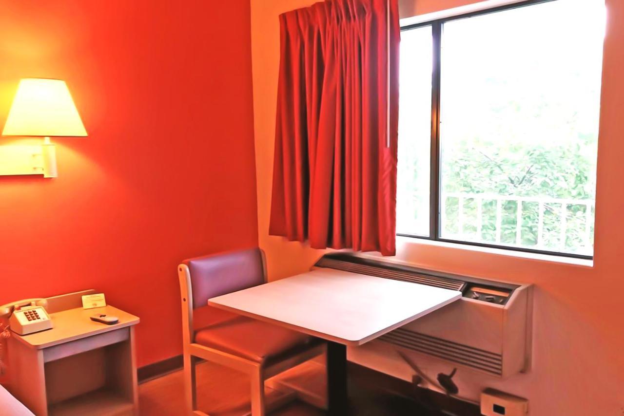 Key Inn Macedonia Zewnętrze zdjęcie
