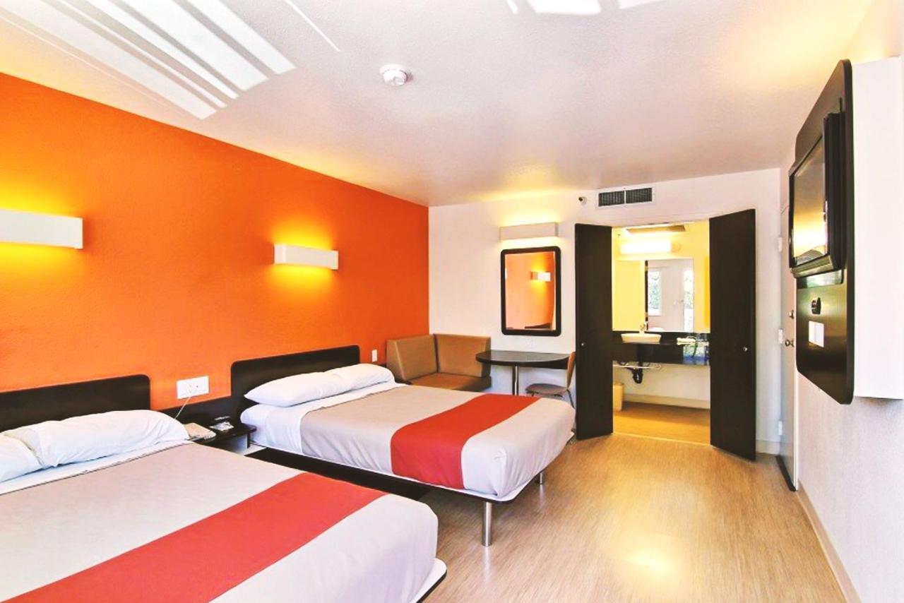 Key Inn Macedonia Zewnętrze zdjęcie